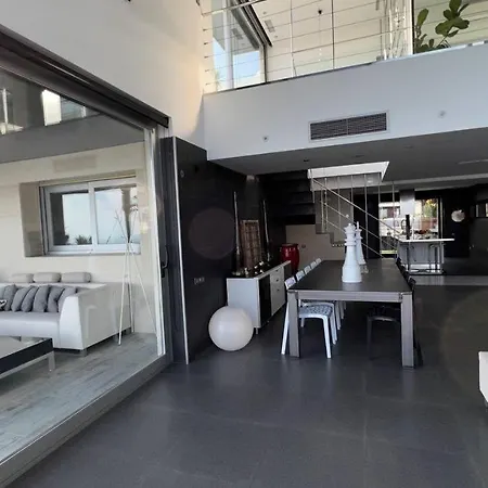 Villa The Blue Barcelona Badalona
