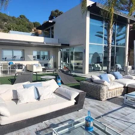 The Blue Barcelona Villa Badalona